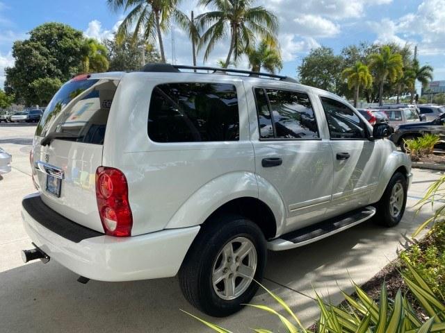 2004 Bright White /Med Slate Gray Dodge Durango Limited LOW MILES 55,294 (1D4HD58N24F) with an 4.7L V8 Magnum Engine engine, Automatic transmission, located at 4701 North Dixie Hwy, Pompano Beach, FL, 33064, (954) 422-2889, 26.240938, -80.123474 - OUR WEBPAGE FLORIDACARS1.COM HAS OVER 100 PHOTOS AND FREE CARFAX LINK 2004 Dodge Durango Limited 4 Door Wagon/Sport Utility 4.7L V8 F Gasoline 18 MPG Rear Wheel Drive Features ABS Brakes Air Conditioning Alloy Wheels AM/FM Stereo Automatic Transmission CD Audio Cruise Control Fold-Away Third Row Lea- Photo#7
