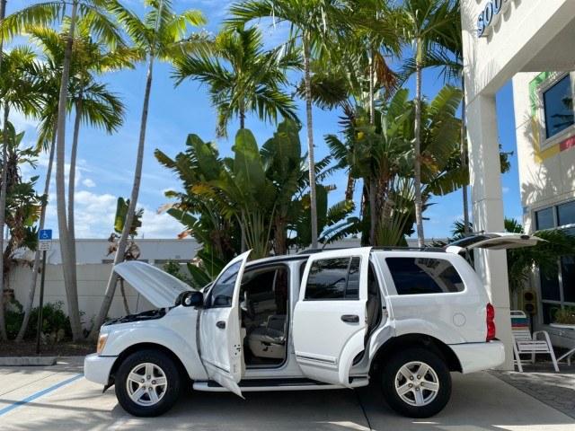 2004 Bright White /Med Slate Gray Dodge Durango Limited LOW MILES 55,294 (1D4HD58N24F) with an 4.7L V8 Magnum Engine engine, Automatic transmission, located at 4701 North Dixie Hwy, Pompano Beach, FL, 33064, (954) 422-2889, 26.240938, -80.123474 - OUR WEBPAGE FLORIDACARS1.COM HAS OVER 100 PHOTOS AND FREE CARFAX LINK 2004 Dodge Durango Limited 4 Door Wagon/Sport Utility 4.7L V8 F Gasoline 18 MPG Rear Wheel Drive Features ABS Brakes Air Conditioning Alloy Wheels AM/FM Stereo Automatic Transmission CD Audio Cruise Control Fold-Away Third Row Lea- Photo#8