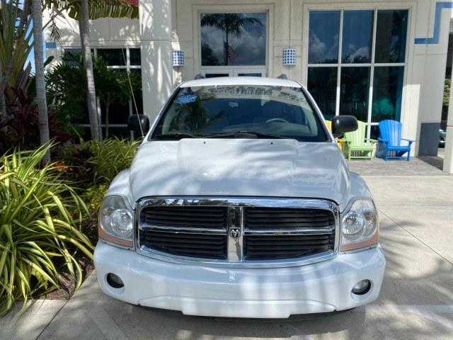 2004 Bright White /Med Slate Gray Dodge Durango Limited LOW MILES 55,294 (1D4HD58N24F) with an 4.7L V8 Magnum Engine engine, Automatic transmission, located at 4701 North Dixie Hwy, Pompano Beach, FL, 33064, (954) 422-2889, 26.240938, -80.123474 - OUR WEBPAGE FLORIDACARS1.COM HAS OVER 100 PHOTOS AND FREE CARFAX LINK 2004 Dodge Durango Limited 4 Door Wagon/Sport Utility 4.7L V8 F Gasoline 18 MPG Rear Wheel Drive Features ABS Brakes Air Conditioning Alloy Wheels AM/FM Stereo Automatic Transmission CD Audio Cruise Control Fold-Away Third Row Lea- Photo#27