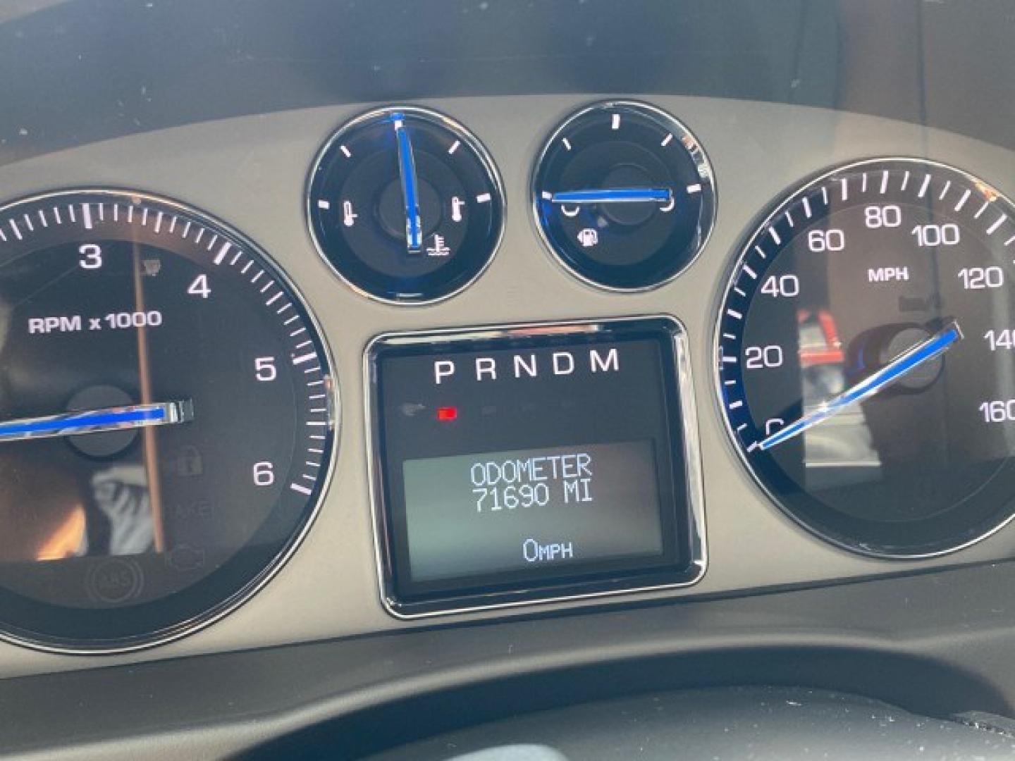 2008 Quicksilver /Ebony/Ebony Cadillac Escalade SUNROOF DVD LOW MILES 71,690 (1GYEC63848R) with an 6.2L Vortec 1000 VVT V8 SFI Engine engine, Automatic transmission, located at 4701 North Dixie Hwy, Pompano Beach, FL, 33064, (954) 422-2889, 26.240938, -80.123474 - OUR WEBPAGE FLORIDACARS1.COM HAS OVER 100 PHOTOS AND FREE CARFAX LINK 2008 Cadillac Escalade 4 Door Wagon/Sport Utility 6.2L V8 F Gasoline 19 MPG Rear Wheel Drive Features 20 Inch Plus Wheels A/C Seat(s) ABS Brakes Air Conditioning Alloy Wheels AM/FM Stereo Automatic Transmission Auxiliary Audio Inp- Photo#18