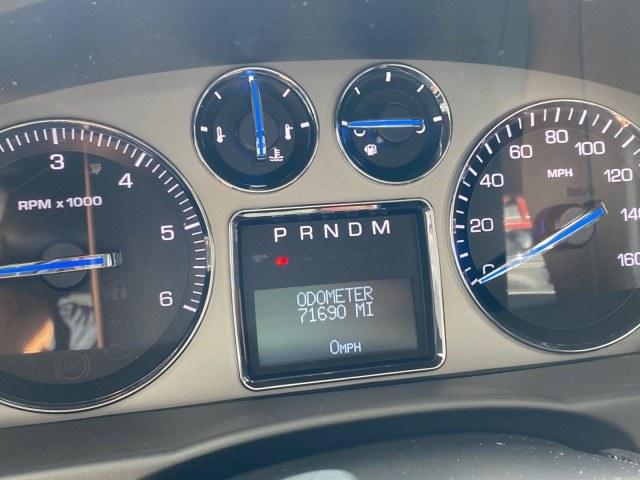 2008 Quicksilver /Ebony/Ebony Cadillac Escalade SUNROOF DVD LOW MILES 71,690 (1GYEC63848R) with an 6.2L Vortec 1000 VVT V8 SFI Engine engine, Automatic transmission, located at 4701 North Dixie Hwy, Pompano Beach, FL, 33064, (954) 422-2889, 26.240938, -80.123474 - OUR WEBPAGE FLORIDACARS1.COM HAS OVER 100 PHOTOS AND FREE CARFAX LINK 2008 Cadillac Escalade 4 Door Wagon/Sport Utility 6.2L V8 F Gasoline 19 MPG Rear Wheel Drive Features 20 Inch Plus Wheels A/C Seat(s) ABS Brakes Air Conditioning Alloy Wheels AM/FM Stereo Automatic Transmission Auxiliary Audio Inp- Photo#18