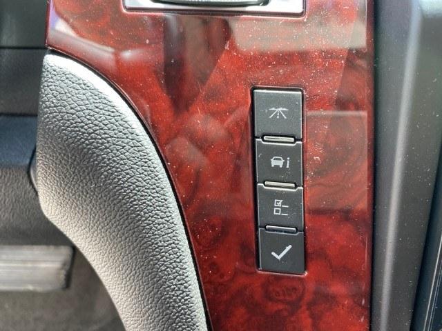 2008 Quicksilver /Ebony/Ebony Cadillac Escalade SUNROOF DVD LOW MILES 71,690 (1GYEC63848R) with an 6.2L Vortec 1000 VVT V8 SFI Engine engine, Automatic transmission, located at 4701 North Dixie Hwy, Pompano Beach, FL, 33064, (954) 422-2889, 26.240938, -80.123474 - OUR WEBPAGE FLORIDACARS1.COM HAS OVER 100 PHOTOS AND FREE CARFAX LINK 2008 Cadillac Escalade 4 Door Wagon/Sport Utility 6.2L V8 F Gasoline 19 MPG Rear Wheel Drive Features 20 Inch Plus Wheels A/C Seat(s) ABS Brakes Air Conditioning Alloy Wheels AM/FM Stereo Automatic Transmission Auxiliary Audio Inp- Photo#62