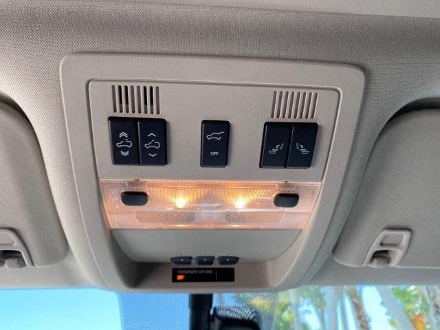 2008 Quicksilver /Ebony/Ebony Cadillac Escalade SUNROOF DVD LOW MILES 71,690 (1GYEC63848R) with an 6.2L Vortec 1000 VVT V8 SFI Engine engine, Automatic transmission, located at 4701 North Dixie Hwy, Pompano Beach, FL, 33064, (954) 422-2889, 26.240938, -80.123474 - OUR WEBPAGE FLORIDACARS1.COM HAS OVER 100 PHOTOS AND FREE CARFAX LINK 2008 Cadillac Escalade 4 Door Wagon/Sport Utility 6.2L V8 F Gasoline 19 MPG Rear Wheel Drive Features 20 Inch Plus Wheels A/C Seat(s) ABS Brakes Air Conditioning Alloy Wheels AM/FM Stereo Automatic Transmission Auxiliary Audio Inp- Photo#77