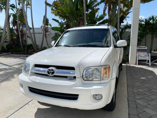 2006 Natural White /Light Charcoal Toyota Sequoia SR5 LOW MILES 84,953 4.7 v8 (5TDZT34A26S) with an 4.7L DOHC 32-Valve V8 i-Force VVT-i Engine engine, Automatic transmission, located at 4701 North Dixie Hwy, Pompano Beach, FL, 33064, (954) 422-2889, 26.240938, -80.123474 - OUR WEBPAGE FLORIDACARS1.COM HAS OVER 100 PHOTOS AND FREE CARFAX LINK 2006 Toyota Sequoia SR5 4 Door Wagon/Sport Utility 4.7L V8 F DOHC 32V Gasoline 18 MPG Rear Wheel Drive Features ABS Brakes Air Conditioning AM/FM Stereo Automatic Transmission Cassette Player CD Audio Cloth Seats Cruise Control Fo- Photo#3