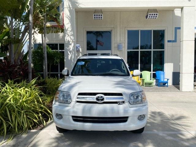 2006 Natural White /Light Charcoal Toyota Sequoia SR5 LOW MILES 84,953 4.7 v8 (5TDZT34A26S) with an 4.7L DOHC 32-Valve V8 i-Force VVT-i Engine engine, Automatic transmission, located at 4701 North Dixie Hwy, Pompano Beach, FL, 33064, (954) 422-2889, 26.240938, -80.123474 - OUR WEBPAGE FLORIDACARS1.COM HAS OVER 100 PHOTOS AND FREE CARFAX LINK 2006 Toyota Sequoia SR5 4 Door Wagon/Sport Utility 4.7L V8 F DOHC 32V Gasoline 18 MPG Rear Wheel Drive Features ABS Brakes Air Conditioning AM/FM Stereo Automatic Transmission Cassette Player CD Audio Cloth Seats Cruise Control Fo- Photo#24