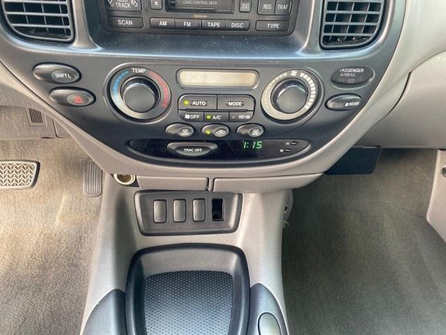 2006 Natural White /Light Charcoal Toyota Sequoia SR5 LOW MILES 84,953 4.7 v8 (5TDZT34A26S) with an 4.7L DOHC 32-Valve V8 i-Force VVT-i Engine engine, Automatic transmission, located at 4701 North Dixie Hwy, Pompano Beach, FL, 33064, (954) 422-2889, 26.240938, -80.123474 - OUR WEBPAGE FLORIDACARS1.COM HAS OVER 100 PHOTOS AND FREE CARFAX LINK 2006 Toyota Sequoia SR5 4 Door Wagon/Sport Utility 4.7L V8 F DOHC 32V Gasoline 18 MPG Rear Wheel Drive Features ABS Brakes Air Conditioning AM/FM Stereo Automatic Transmission Cassette Player CD Audio Cloth Seats Cruise Control Fo- Photo#55