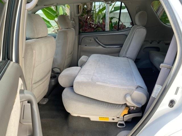 2006 Natural White /Light Charcoal Toyota Sequoia SR5 LOW MILES 84,953 4.7 v8 (5TDZT34A26S) with an 4.7L DOHC 32-Valve V8 i-Force VVT-i Engine engine, Automatic transmission, located at 4701 North Dixie Hwy, Pompano Beach, FL, 33064, (954) 422-2889, 26.240938, -80.123474 - OUR WEBPAGE FLORIDACARS1.COM HAS OVER 100 PHOTOS AND FREE CARFAX LINK 2006 Toyota Sequoia SR5 4 Door Wagon/Sport Utility 4.7L V8 F DOHC 32V Gasoline 18 MPG Rear Wheel Drive Features ABS Brakes Air Conditioning AM/FM Stereo Automatic Transmission Cassette Player CD Audio Cloth Seats Cruise Control Fo- Photo#88