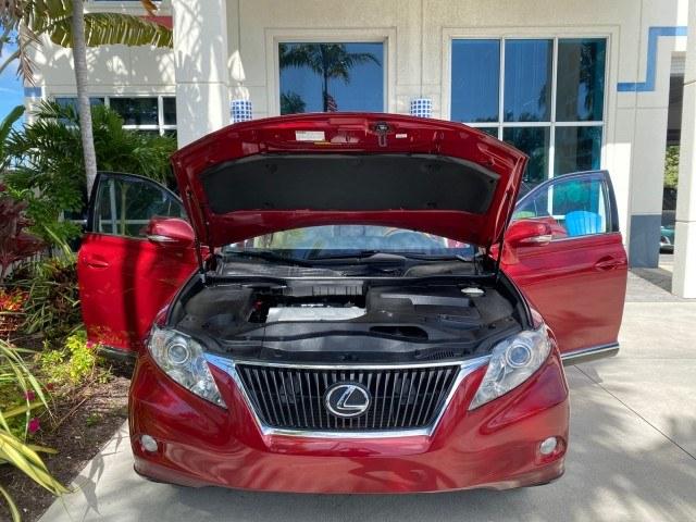 2011 Matador Red Mica /Parchment Lexus RX 350 LOW MILES 34,850 1 OWNER (2T2ZK1BA0BC) with an 3.5L DOHC SFI 24-Valve V6 Engine engine, Automatic transmission, located at 4701 North Dixie Hwy, Pompano Beach, FL, 33064, (954) 422-2889, 26.240938, -80.123474 - OUR WEBPAGE FLORIDACARS1.COM HAS OVER 100 PHOTOS AND FREE CARFAX LINK 2011 Lexus RX 350 1 OWNER 4 Door Wagon/Sport Utility 3.5L V6 F DOHC 24V Gasoline 25 MPG Front Wheel Drive Features ABS Brakes Air Conditioning Alloy Wheels AM/FM Stereo Automatic Transmission Auxiliary Audio Input Bluetooth Techno- Photo#17