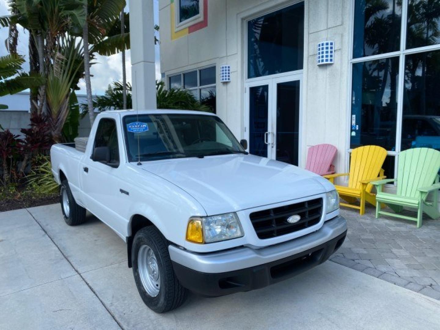2002 Oxford White /Dark Graphite Ford Ranger XL AUTO AC LOW MILES 40,403 (1FTYR10D42T) with an 2.3L DOHC SEFI 16-Valve 4-Cyl Engine engine, Automatic transmission, located at 4701 North Dixie Hwy, Pompano Beach, FL, 33064, (954) 422-2889, 26.240938, -80.123474 - OUR WEBPAGE FLORIDACARS1.COM HAS OVER 100 PHOTOS AND FREE CARFAX LINK 2002 Ford Ranger XL Pickup 2.3L I4 F Gasoline 28 MPG Rear Wheel Drive Features ABS Brakes Air Conditioning AM/FM Stereo Automatic Transmission Vinyl Seats Power Locks Power Mirrors Power Windows 2002 Ford Ranger XL is a fantastic- Photo#1