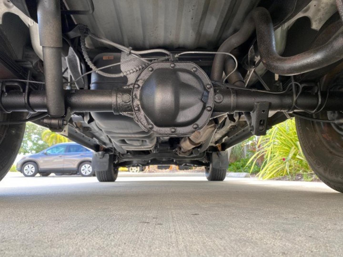 2002 Oxford White /Dark Graphite Ford Ranger XL AUTO AC LOW MILES 40,403 (1FTYR10D42T) with an 2.3L DOHC SEFI 16-Valve 4-Cyl Engine engine, Automatic transmission, located at 4701 North Dixie Hwy, Pompano Beach, FL, 33064, (954) 422-2889, 26.240938, -80.123474 - OUR WEBPAGE FLORIDACARS1.COM HAS OVER 100 PHOTOS AND FREE CARFAX LINK 2002 Ford Ranger XL Pickup 2.3L I4 F Gasoline 28 MPG Rear Wheel Drive Features ABS Brakes Air Conditioning AM/FM Stereo Automatic Transmission Vinyl Seats Power Locks Power Mirrors Power Windows 2002 Ford Ranger XL is a fantastic- Photo#22