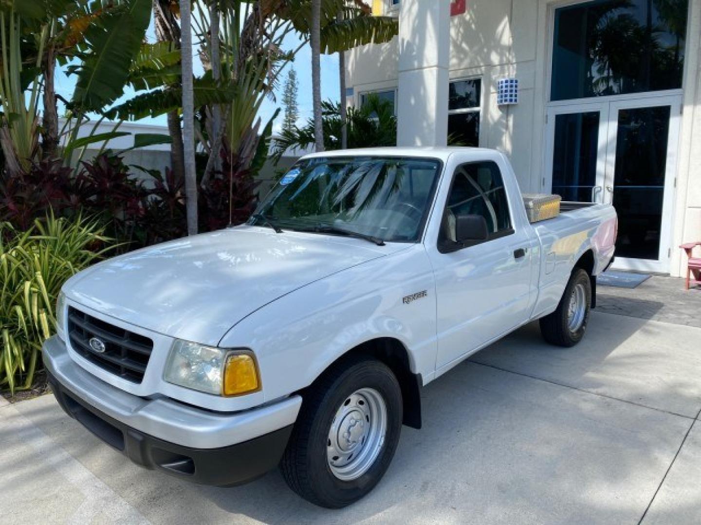 2002 Oxford White /Dark Graphite Ford Ranger XL AUTO AC LOW MILES 40,403 (1FTYR10D42T) with an 2.3L DOHC SEFI 16-Valve 4-Cyl Engine engine, Automatic transmission, located at 4701 North Dixie Hwy, Pompano Beach, FL, 33064, (954) 422-2889, 26.240938, -80.123474 - OUR WEBPAGE FLORIDACARS1.COM HAS OVER 100 PHOTOS AND FREE CARFAX LINK 2002 Ford Ranger XL Pickup 2.3L I4 F Gasoline 28 MPG Rear Wheel Drive Features ABS Brakes Air Conditioning AM/FM Stereo Automatic Transmission Vinyl Seats Power Locks Power Mirrors Power Windows 2002 Ford Ranger XL is a fantastic- Photo#29
