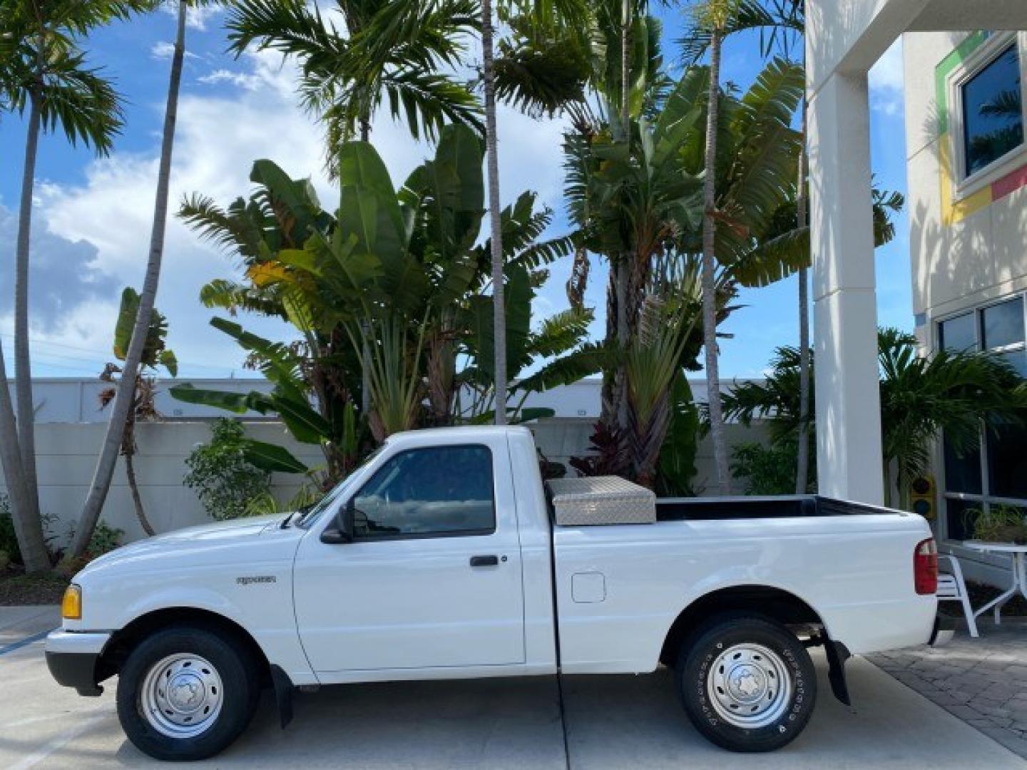 2002 Oxford White /Dark Graphite Ford Ranger XL AUTO AC LOW MILES 40,403 (1FTYR10D42T) with an 2.3L DOHC SEFI 16-Valve 4-Cyl Engine engine, Automatic transmission, located at 4701 North Dixie Hwy, Pompano Beach, FL, 33064, (954) 422-2889, 26.240938, -80.123474 - OUR WEBPAGE FLORIDACARS1.COM HAS OVER 100 PHOTOS AND FREE CARFAX LINK 2002 Ford Ranger XL Pickup 2.3L I4 F Gasoline 28 MPG Rear Wheel Drive Features ABS Brakes Air Conditioning AM/FM Stereo Automatic Transmission Vinyl Seats Power Locks Power Mirrors Power Windows 2002 Ford Ranger XL is a fantastic- Photo#31