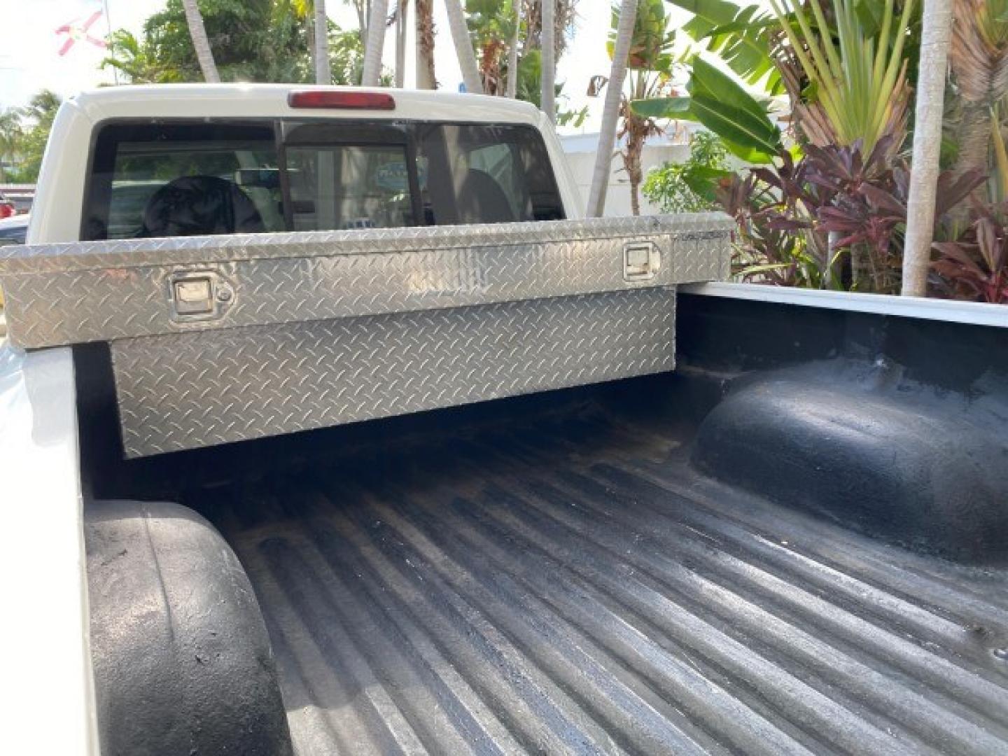 2002 Oxford White /Dark Graphite Ford Ranger XL AUTO AC LOW MILES 40,403 (1FTYR10D42T) with an 2.3L DOHC SEFI 16-Valve 4-Cyl Engine engine, Automatic transmission, located at 4701 North Dixie Hwy, Pompano Beach, FL, 33064, (954) 422-2889, 26.240938, -80.123474 - OUR WEBPAGE FLORIDACARS1.COM HAS OVER 100 PHOTOS AND FREE CARFAX LINK 2002 Ford Ranger XL Pickup 2.3L I4 F Gasoline 28 MPG Rear Wheel Drive Features ABS Brakes Air Conditioning AM/FM Stereo Automatic Transmission Vinyl Seats Power Locks Power Mirrors Power Windows 2002 Ford Ranger XL is a fantastic- Photo#76
