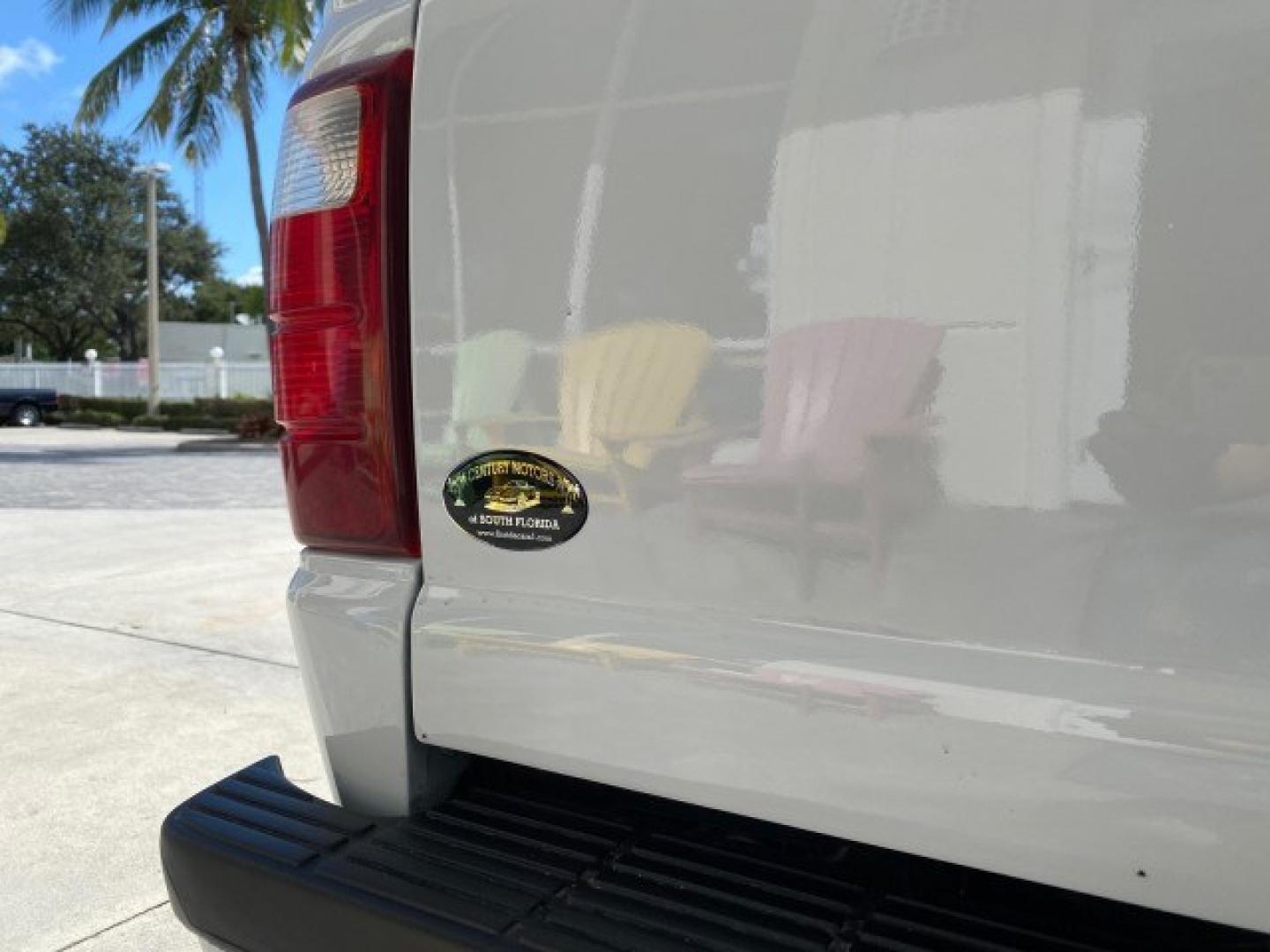 2002 Oxford White /Dark Graphite Ford Ranger XL AUTO AC LOW MILES 40,403 (1FTYR10D42T) with an 2.3L DOHC SEFI 16-Valve 4-Cyl Engine engine, Automatic transmission, located at 4701 North Dixie Hwy, Pompano Beach, FL, 33064, (954) 422-2889, 26.240938, -80.123474 - OUR WEBPAGE FLORIDACARS1.COM HAS OVER 100 PHOTOS AND FREE CARFAX LINK 2002 Ford Ranger XL Pickup 2.3L I4 F Gasoline 28 MPG Rear Wheel Drive Features ABS Brakes Air Conditioning AM/FM Stereo Automatic Transmission Vinyl Seats Power Locks Power Mirrors Power Windows 2002 Ford Ranger XL is a fantastic- Photo#83