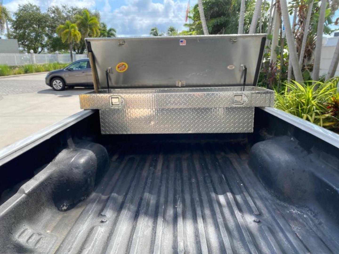 2002 Oxford White /Dark Graphite Ford Ranger XL AUTO AC LOW MILES 40,403 (1FTYR10D42T) with an 2.3L DOHC SEFI 16-Valve 4-Cyl Engine engine, Automatic transmission, located at 4701 North Dixie Hwy, Pompano Beach, FL, 33064, (954) 422-2889, 26.240938, -80.123474 - OUR WEBPAGE FLORIDACARS1.COM HAS OVER 100 PHOTOS AND FREE CARFAX LINK 2002 Ford Ranger XL Pickup 2.3L I4 F Gasoline 28 MPG Rear Wheel Drive Features ABS Brakes Air Conditioning AM/FM Stereo Automatic Transmission Vinyl Seats Power Locks Power Mirrors Power Windows 2002 Ford Ranger XL is a fantastic- Photo#96