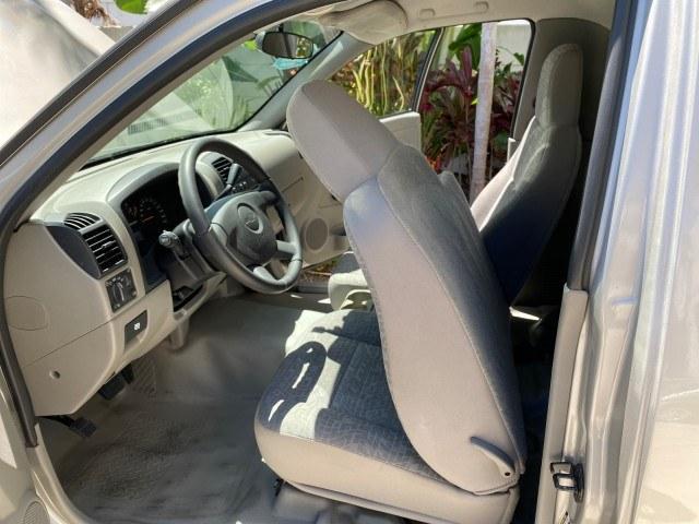 2004 Silver Birch Metallic /Medium Dark Pewter Chevrolet Colorado LS Z85 LOW MILES 37,582 4WD (1GCDT148448) with an 2.8L DOHC 4-Cyl MFI Engine engine, Automatic transmission, located at 4701 North Dixie Hwy, Pompano Beach, FL, 33064, (954) 422-2889, 26.240938, -80.123474 - OUR WEBPAGE FLORIDACARS1.COM HAS OVER 100 PHOTOS AND FREE CARFAX LINK 2004 Chevrolet Colorado LS Z85 Pickup 2.8L I4 F DOHC Gasoline 23 MPG Rear Wheel Drive w/ 4X4 Features 4WD/AWD ABS Brakes Air Conditioning AM/FM Stereo Automatic Transmission Bed Cover Cloth Seats 2004 Chevrolet Colorado LS Z85 Reg- Photo#13