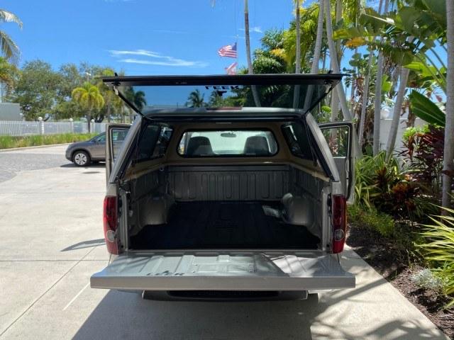 2004 Silver Birch Metallic /Medium Dark Pewter Chevrolet Colorado LS Z85 LOW MILES 37,582 4WD (1GCDT148448) with an 2.8L DOHC 4-Cyl MFI Engine engine, Automatic transmission, located at 4701 North Dixie Hwy, Pompano Beach, FL, 33064, (954) 422-2889, 26.240938, -80.123474 - OUR WEBPAGE FLORIDACARS1.COM HAS OVER 100 PHOTOS AND FREE CARFAX LINK 2004 Chevrolet Colorado LS Z85 Pickup 2.8L I4 F DOHC Gasoline 23 MPG Rear Wheel Drive w/ 4X4 Features 4WD/AWD ABS Brakes Air Conditioning AM/FM Stereo Automatic Transmission Bed Cover Cloth Seats 2004 Chevrolet Colorado LS Z85 Reg- Photo#15