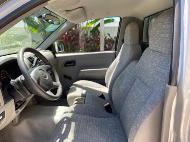 2004 Silver Birch Metallic /Medium Dark Pewter Chevrolet Colorado LS Z85 LOW MILES 37,582 4WD (1GCDT148448) with an 2.8L DOHC 4-Cyl MFI Engine engine, Automatic transmission, located at 4701 North Dixie Hwy, Pompano Beach, FL, 33064, (954) 422-2889, 26.240938, -80.123474 - OUR WEBPAGE FLORIDACARS1.COM HAS OVER 100 PHOTOS AND FREE CARFAX LINK 2004 Chevrolet Colorado LS Z85 Pickup 2.8L I4 F DOHC Gasoline 23 MPG Rear Wheel Drive w/ 4X4 Features 4WD/AWD ABS Brakes Air Conditioning AM/FM Stereo Automatic Transmission Bed Cover Cloth Seats 2004 Chevrolet Colorado LS Z85 Reg- Photo#45