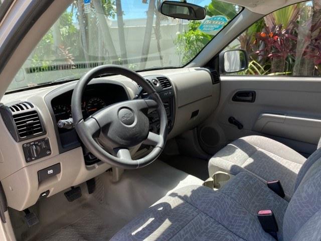 2004 Silver Birch Metallic /Medium Dark Pewter Chevrolet Colorado LS Z85 LOW MILES 37,582 4WD (1GCDT148448) with an 2.8L DOHC 4-Cyl MFI Engine engine, Automatic transmission, located at 4701 North Dixie Hwy, Pompano Beach, FL, 33064, (954) 422-2889, 26.240938, -80.123474 - OUR WEBPAGE FLORIDACARS1.COM HAS OVER 100 PHOTOS AND FREE CARFAX LINK 2004 Chevrolet Colorado LS Z85 Pickup 2.8L I4 F DOHC Gasoline 23 MPG Rear Wheel Drive w/ 4X4 Features 4WD/AWD ABS Brakes Air Conditioning AM/FM Stereo Automatic Transmission Bed Cover Cloth Seats 2004 Chevrolet Colorado LS Z85 Reg- Photo#48