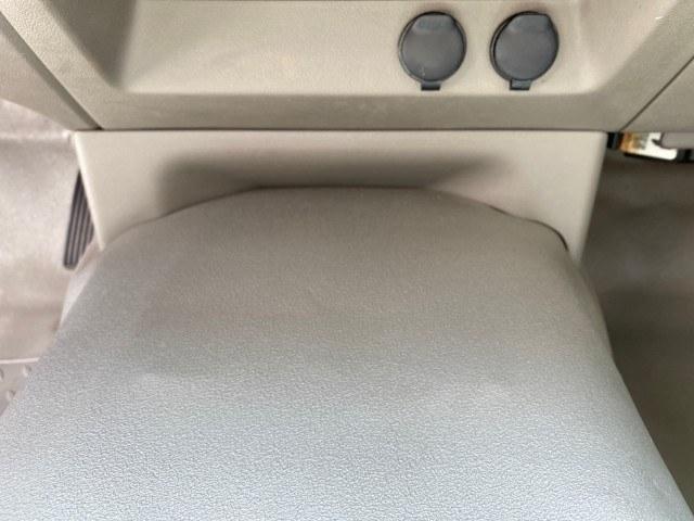 2004 Silver Birch Metallic /Medium Dark Pewter Chevrolet Colorado LS Z85 LOW MILES 37,582 4WD (1GCDT148448) with an 2.8L DOHC 4-Cyl MFI Engine engine, Automatic transmission, located at 4701 North Dixie Hwy, Pompano Beach, FL, 33064, (954) 422-2889, 26.240938, -80.123474 - OUR WEBPAGE FLORIDACARS1.COM HAS OVER 100 PHOTOS AND FREE CARFAX LINK 2004 Chevrolet Colorado LS Z85 Pickup 2.8L I4 F DOHC Gasoline 23 MPG Rear Wheel Drive w/ 4X4 Features 4WD/AWD ABS Brakes Air Conditioning AM/FM Stereo Automatic Transmission Bed Cover Cloth Seats 2004 Chevrolet Colorado LS Z85 Reg- Photo#61