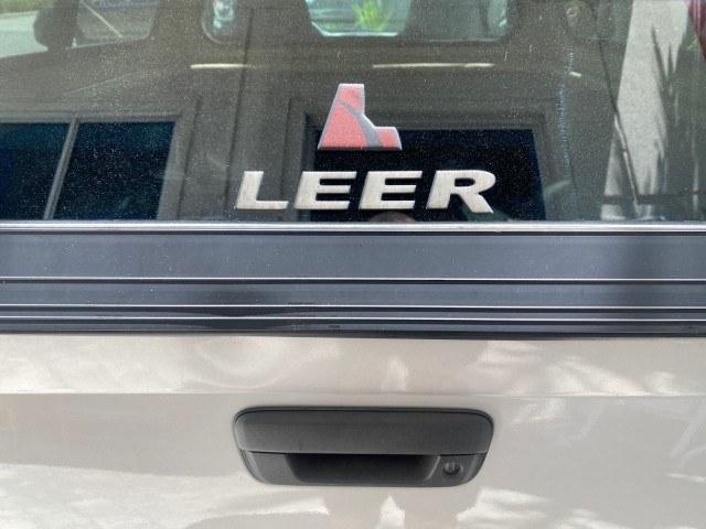 2004 Silver Birch Metallic /Medium Dark Pewter Chevrolet Colorado LS Z85 LOW MILES 37,582 4WD (1GCDT148448) with an 2.8L DOHC 4-Cyl MFI Engine engine, Automatic transmission, located at 4701 North Dixie Hwy, Pompano Beach, FL, 33064, (954) 422-2889, 26.240938, -80.123474 - OUR WEBPAGE FLORIDACARS1.COM HAS OVER 100 PHOTOS AND FREE CARFAX LINK 2004 Chevrolet Colorado LS Z85 Pickup 2.8L I4 F DOHC Gasoline 23 MPG Rear Wheel Drive w/ 4X4 Features 4WD/AWD ABS Brakes Air Conditioning AM/FM Stereo Automatic Transmission Bed Cover Cloth Seats 2004 Chevrolet Colorado LS Z85 Reg- Photo#88