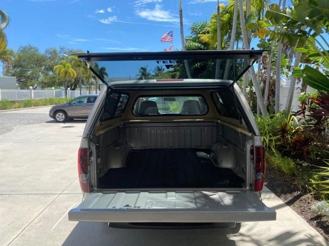 2004 Silver Birch Metallic /Medium Dark Pewter Chevrolet Colorado LS Z85 LOW MILES 37,582 4WD (1GCDT148448) with an 2.8L DOHC 4-Cyl MFI Engine engine, Automatic transmission, located at 4701 North Dixie Hwy, Pompano Beach, FL, 33064, (954) 422-2889, 26.240938, -80.123474 - OUR WEBPAGE FLORIDACARS1.COM HAS OVER 100 PHOTOS AND FREE CARFAX LINK 2004 Chevrolet Colorado LS Z85 Pickup 2.8L I4 F DOHC Gasoline 23 MPG Rear Wheel Drive w/ 4X4 Features 4WD/AWD ABS Brakes Air Conditioning AM/FM Stereo Automatic Transmission Bed Cover Cloth Seats 2004 Chevrolet Colorado LS Z85 Reg- Photo#89