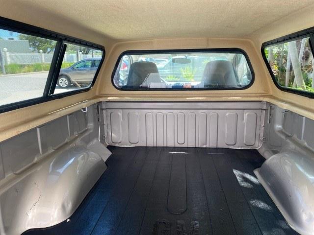 2004 Silver Birch Metallic /Medium Dark Pewter Chevrolet Colorado LS Z85 LOW MILES 37,582 4WD (1GCDT148448) with an 2.8L DOHC 4-Cyl MFI Engine engine, Automatic transmission, located at 4701 North Dixie Hwy, Pompano Beach, FL, 33064, (954) 422-2889, 26.240938, -80.123474 - OUR WEBPAGE FLORIDACARS1.COM HAS OVER 100 PHOTOS AND FREE CARFAX LINK 2004 Chevrolet Colorado LS Z85 Pickup 2.8L I4 F DOHC Gasoline 23 MPG Rear Wheel Drive w/ 4X4 Features 4WD/AWD ABS Brakes Air Conditioning AM/FM Stereo Automatic Transmission Bed Cover Cloth Seats 2004 Chevrolet Colorado LS Z85 Reg- Photo#95