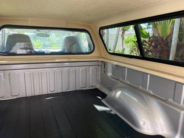 2004 Silver Birch Metallic /Medium Dark Pewter Chevrolet Colorado LS Z85 LOW MILES 37,582 4WD (1GCDT148448) with an 2.8L DOHC 4-Cyl MFI Engine engine, Automatic transmission, located at 4701 North Dixie Hwy, Pompano Beach, FL, 33064, (954) 422-2889, 26.240938, -80.123474 - OUR WEBPAGE FLORIDACARS1.COM HAS OVER 100 PHOTOS AND FREE CARFAX LINK 2004 Chevrolet Colorado LS Z85 Pickup 2.8L I4 F DOHC Gasoline 23 MPG Rear Wheel Drive w/ 4X4 Features 4WD/AWD ABS Brakes Air Conditioning AM/FM Stereo Automatic Transmission Bed Cover Cloth Seats 2004 Chevrolet Colorado LS Z85 Reg- Photo#97