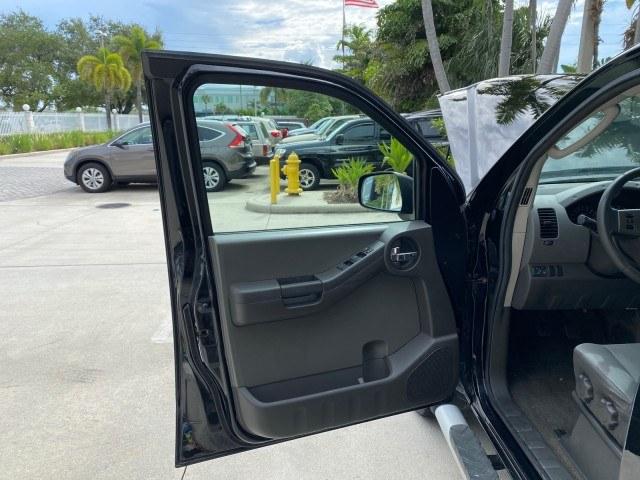 2009 Super Black /Steel Nissan Xterra S LOW MILES 50,980 1 OWNER 4WD (5N1AN08W69C) with an 4.0L V6 Cylinder Engine engine, Automatic transmission, located at 4701 North Dixie Hwy, Pompano Beach, FL, 33064, (954) 422-2889, 26.240938, -80.123474 - OUR WEBPAGE FLORIDACARS1.COM HAS OVER 100 PHOTOS AND FREE CARFAX LINK 2009 Nissan Xterra S 1 OWNER MANUAL TRANSMISSION 4 Door Wagon/Sport Utility 4.0L V6 F DOHC 24V Gasoline 20 MPG Rear Wheel Drive w/ 4X4 Features 4WD/AWD ABS Brakes Air Conditioning Alloy Wheels AM/FM Stereo Automatic Transmission A- Photo#9