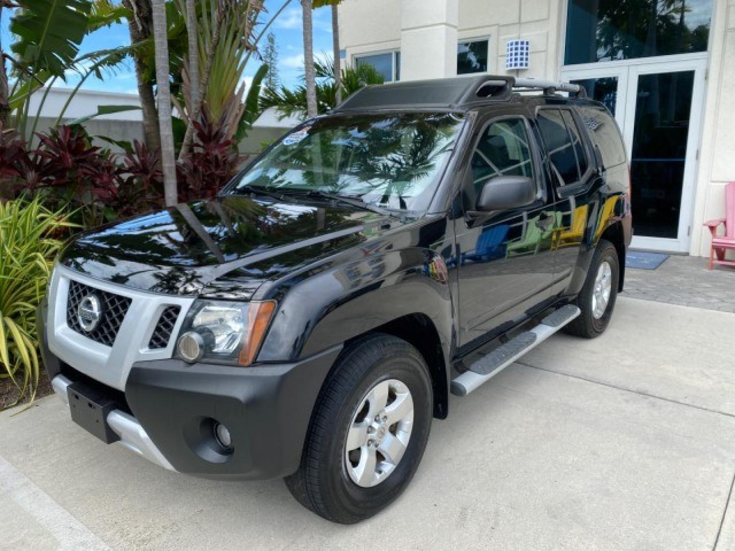 2009 Super Black /Steel Nissan Xterra 6 SPDLOW MILES 50,980 1 OWNER 4WD (5N1AN08W69C) with an 4.0L V6 Cylinder Engine engine, Manual transmission, located at 4701 North Dixie Hwy, Pompano Beach, FL, 33064, (954) 422-2889, 26.240938, -80.123474 - OUR WEBPAGE FLORIDACARS1.COM HAS OVER 100 PHOTOS AND FREE CARFAX LINK 2009 Nissan Xterra S 1 OWNER MANUAL TRANSMISSION 4 Door Wagon/Sport Utility 4.0L V6 F DOHC 24V Gasoline 20 MPG Rear Wheel Drive w/ 4X4 Features 4WD/AWD ABS Brakes Air Conditioning Alloy Wheels AM/FM Stereo Automatic Transmission A- Photo#29