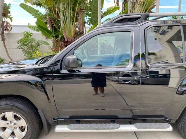 2009 Super Black /Steel Nissan Xterra S LOW MILES 50,980 1 OWNER 4WD (5N1AN08W69C) with an 4.0L V6 Cylinder Engine engine, Automatic transmission, located at 4701 North Dixie Hwy, Pompano Beach, FL, 33064, (954) 422-2889, 26.240938, -80.123474 - OUR WEBPAGE FLORIDACARS1.COM HAS OVER 100 PHOTOS AND FREE CARFAX LINK 2009 Nissan Xterra S 1 OWNER MANUAL TRANSMISSION 4 Door Wagon/Sport Utility 4.0L V6 F DOHC 24V Gasoline 20 MPG Rear Wheel Drive w/ 4X4 Features 4WD/AWD ABS Brakes Air Conditioning Alloy Wheels AM/FM Stereo Automatic Transmission A- Photo#36