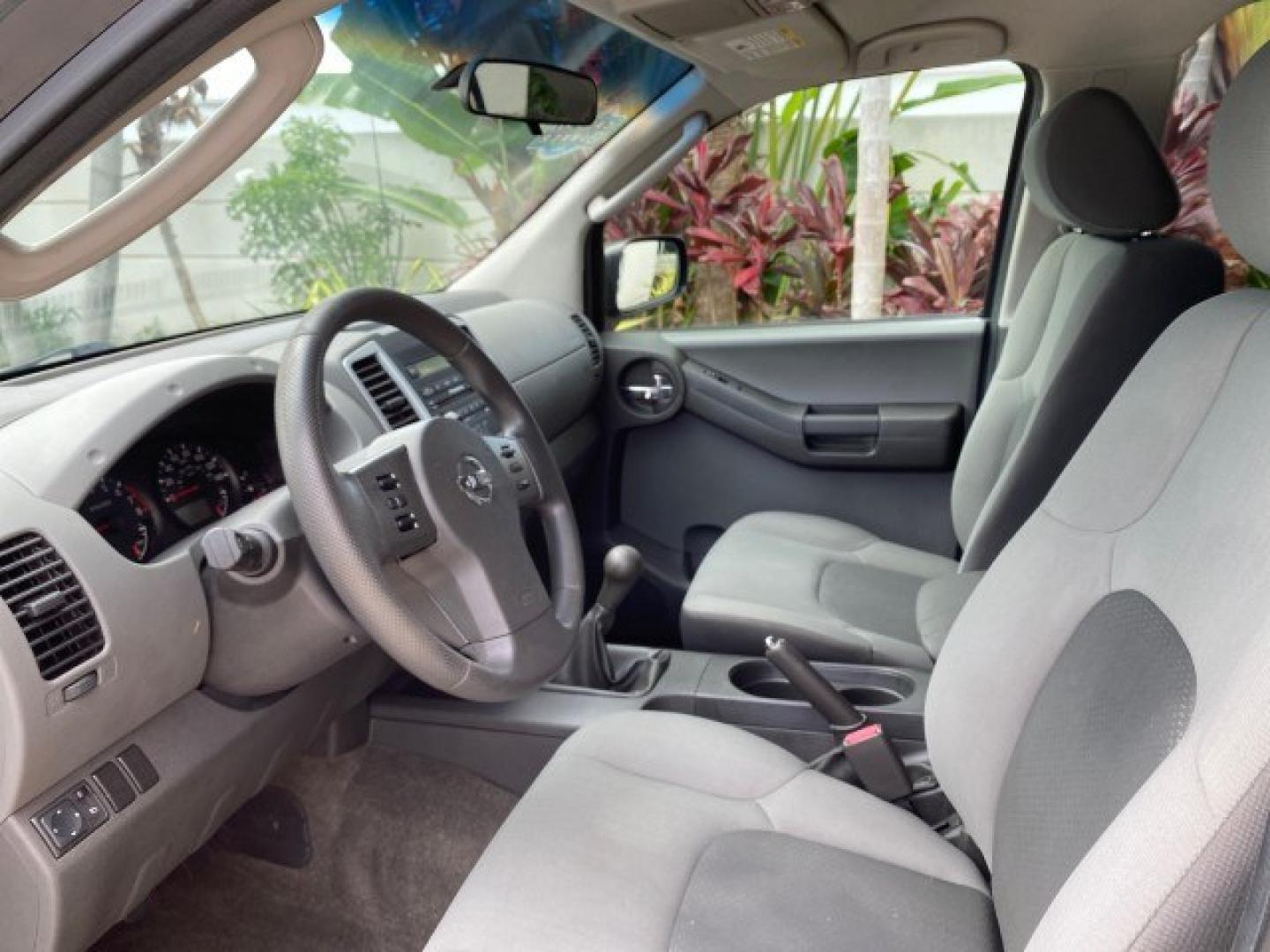 2009 Super Black /Steel Nissan Xterra 6 SPDLOW MILES 50,980 1 OWNER 4WD (5N1AN08W69C) with an 4.0L V6 Cylinder Engine engine, Manual transmission, located at 4701 North Dixie Hwy, Pompano Beach, FL, 33064, (954) 422-2889, 26.240938, -80.123474 - OUR WEBPAGE FLORIDACARS1.COM HAS OVER 100 PHOTOS AND FREE CARFAX LINK 2009 Nissan Xterra S 1 OWNER MANUAL TRANSMISSION 4 Door Wagon/Sport Utility 4.0L V6 F DOHC 24V Gasoline 20 MPG Rear Wheel Drive w/ 4X4 Features 4WD/AWD ABS Brakes Air Conditioning Alloy Wheels AM/FM Stereo Automatic Transmission A- Photo#45
