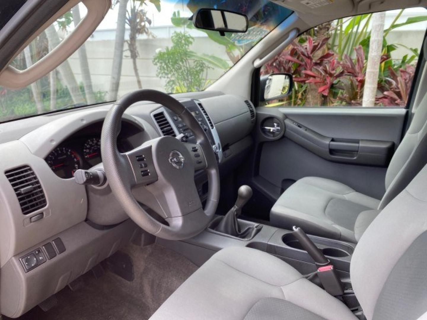 2009 Super Black /Steel Nissan Xterra 6 SPDLOW MILES 50,980 1 OWNER 4WD (5N1AN08W69C) with an 4.0L V6 Cylinder Engine engine, Manual transmission, located at 4701 North Dixie Hwy, Pompano Beach, FL, 33064, (954) 422-2889, 26.240938, -80.123474 - OUR WEBPAGE FLORIDACARS1.COM HAS OVER 100 PHOTOS AND FREE CARFAX LINK 2009 Nissan Xterra S 1 OWNER MANUAL TRANSMISSION 4 Door Wagon/Sport Utility 4.0L V6 F DOHC 24V Gasoline 20 MPG Rear Wheel Drive w/ 4X4 Features 4WD/AWD ABS Brakes Air Conditioning Alloy Wheels AM/FM Stereo Automatic Transmission A- Photo#46