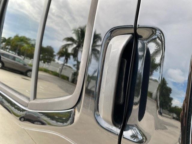2009 Super Black /Steel Nissan Xterra S LOW MILES 50,980 1 OWNER 4WD (5N1AN08W69C) with an 4.0L V6 Cylinder Engine engine, Automatic transmission, located at 4701 North Dixie Hwy, Pompano Beach, FL, 33064, (954) 422-2889, 26.240938, -80.123474 - OUR WEBPAGE FLORIDACARS1.COM HAS OVER 100 PHOTOS AND FREE CARFAX LINK 2009 Nissan Xterra S 1 OWNER MANUAL TRANSMISSION 4 Door Wagon/Sport Utility 4.0L V6 F DOHC 24V Gasoline 20 MPG Rear Wheel Drive w/ 4X4 Features 4WD/AWD ABS Brakes Air Conditioning Alloy Wheels AM/FM Stereo Automatic Transmission A- Photo#73