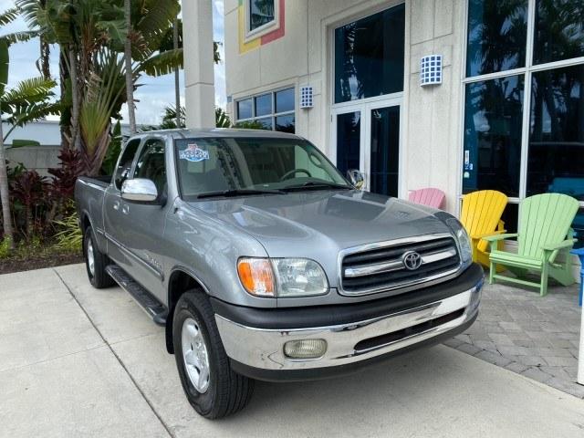 2002 Desert Sand Metallic /Gray Toyota Tundra SR5 LOW MILES 94,632 1 OWNER (5TBRN34102S) with an 3.4L DOHC EFI 24-Valve V6 Engine engine, Automatic transmission, located at 4701 North Dixie Hwy, Pompano Beach, FL, 33064, (954) 422-2889, 26.240938, -80.123474 - OUR WEBPAGE FLORIDACARS1.COM HAS OVER 100 PHOTOS AND FREE CARFAX LINK 2002 Toyota Tundra SR5 1 OWNER 4 Door Extended Cab Pickup 3.4L V6 F DOHC 24V Gasoline 16 MPG Rear Wheel Drive Features Air Conditioning AM/FM Stereo Automatic Transmission Bed Liner Cassette Player CD Audio Cloth Seats Cruise Cont- Photo#1