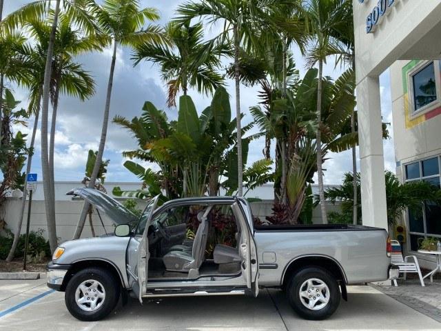 2002 Desert Sand Metallic /Gray Toyota Tundra SR5 LOW MILES 94,632 1 OWNER (5TBRN34102S) with an 3.4L DOHC EFI 24-Valve V6 Engine engine, Automatic transmission, located at 4701 North Dixie Hwy, Pompano Beach, FL, 33064, (954) 422-2889, 26.240938, -80.123474 - OUR WEBPAGE FLORIDACARS1.COM HAS OVER 100 PHOTOS AND FREE CARFAX LINK 2002 Toyota Tundra SR5 1 OWNER 4 Door Extended Cab Pickup 3.4L V6 F DOHC 24V Gasoline 16 MPG Rear Wheel Drive Features Air Conditioning AM/FM Stereo Automatic Transmission Bed Liner Cassette Player CD Audio Cloth Seats Cruise Cont- Photo#8