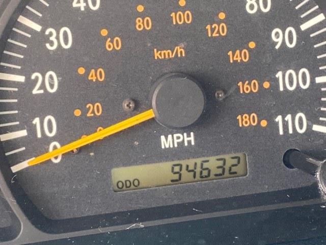 2002 Desert Sand Metallic /Gray Toyota Tundra SR5 LOW MILES 94,632 1 OWNER (5TBRN34102S) with an 3.4L DOHC EFI 24-Valve V6 Engine engine, Automatic transmission, located at 4701 North Dixie Hwy, Pompano Beach, FL, 33064, (954) 422-2889, 26.240938, -80.123474 - OUR WEBPAGE FLORIDACARS1.COM HAS OVER 100 PHOTOS AND FREE CARFAX LINK 2002 Toyota Tundra SR5 1 OWNER 4 Door Extended Cab Pickup 3.4L V6 F DOHC 24V Gasoline 16 MPG Rear Wheel Drive Features Air Conditioning AM/FM Stereo Automatic Transmission Bed Liner Cassette Player CD Audio Cloth Seats Cruise Cont- Photo#17