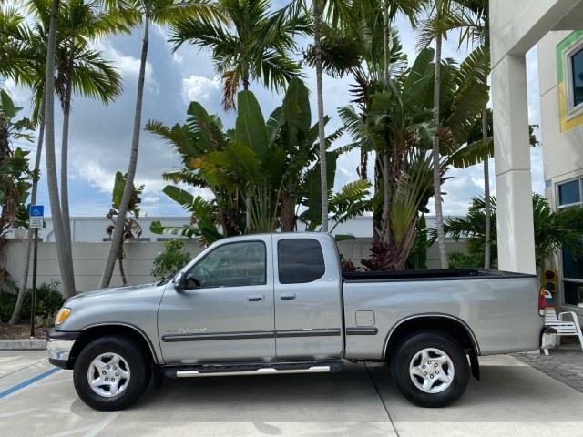 2002 Desert Sand Metallic /Gray Toyota Tundra SR5 LOW MILES 94,632 1 OWNER (5TBRN34102S) with an 3.4L DOHC EFI 24-Valve V6 Engine engine, Automatic transmission, located at 4701 North Dixie Hwy, Pompano Beach, FL, 33064, (954) 422-2889, 26.240938, -80.123474 - OUR WEBPAGE FLORIDACARS1.COM HAS OVER 100 PHOTOS AND FREE CARFAX LINK 2002 Toyota Tundra SR5 1 OWNER 4 Door Extended Cab Pickup 3.4L V6 F DOHC 24V Gasoline 16 MPG Rear Wheel Drive Features Air Conditioning AM/FM Stereo Automatic Transmission Bed Liner Cassette Player CD Audio Cloth Seats Cruise Cont- Photo#29