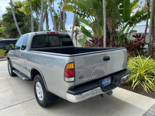2002 Desert Sand Metallic /Gray Toyota Tundra SR5 LOW MILES 94,632 1 OWNER (5TBRN34102S) with an 3.4L DOHC EFI 24-Valve V6 Engine engine, Automatic transmission, located at 4701 North Dixie Hwy, Pompano Beach, FL, 33064, (954) 422-2889, 26.240938, -80.123474 - OUR WEBPAGE FLORIDACARS1.COM HAS OVER 100 PHOTOS AND FREE CARFAX LINK 2002 Toyota Tundra SR5 1 OWNER 4 Door Extended Cab Pickup 3.4L V6 F DOHC 24V Gasoline 16 MPG Rear Wheel Drive Features Air Conditioning AM/FM Stereo Automatic Transmission Bed Liner Cassette Player CD Audio Cloth Seats Cruise Cont- Photo#32