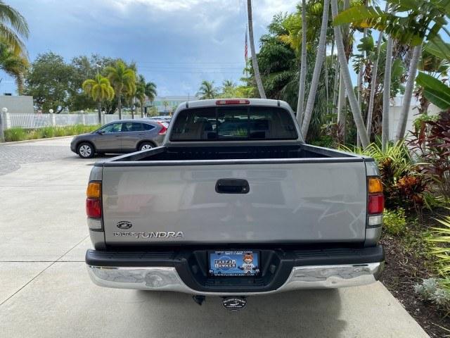 2002 Desert Sand Metallic /Gray Toyota Tundra SR5 LOW MILES 94,632 1 OWNER (5TBRN34102S) with an 3.4L DOHC EFI 24-Valve V6 Engine engine, Automatic transmission, located at 4701 North Dixie Hwy, Pompano Beach, FL, 33064, (954) 422-2889, 26.240938, -80.123474 - OUR WEBPAGE FLORIDACARS1.COM HAS OVER 100 PHOTOS AND FREE CARFAX LINK 2002 Toyota Tundra SR5 1 OWNER 4 Door Extended Cab Pickup 3.4L V6 F DOHC 24V Gasoline 16 MPG Rear Wheel Drive Features Air Conditioning AM/FM Stereo Automatic Transmission Bed Liner Cassette Player CD Audio Cloth Seats Cruise Cont- Photo#33