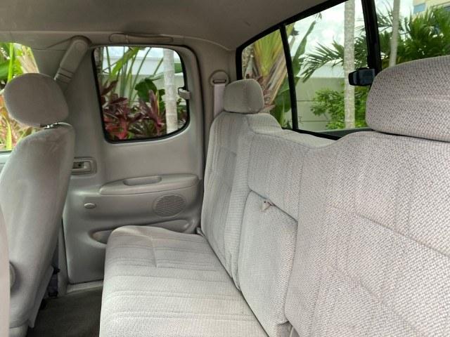 2002 Desert Sand Metallic /Gray Toyota Tundra SR5 LOW MILES 94,632 1 OWNER (5TBRN34102S) with an 3.4L DOHC EFI 24-Valve V6 Engine engine, Automatic transmission, located at 4701 North Dixie Hwy, Pompano Beach, FL, 33064, (954) 422-2889, 26.240938, -80.123474 - OUR WEBPAGE FLORIDACARS1.COM HAS OVER 100 PHOTOS AND FREE CARFAX LINK 2002 Toyota Tundra SR5 1 OWNER 4 Door Extended Cab Pickup 3.4L V6 F DOHC 24V Gasoline 16 MPG Rear Wheel Drive Features Air Conditioning AM/FM Stereo Automatic Transmission Bed Liner Cassette Player CD Audio Cloth Seats Cruise Cont- Photo#78