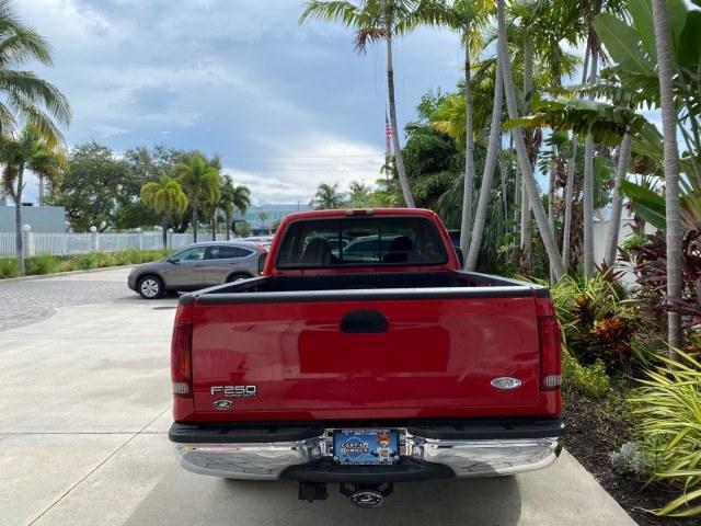 2001 Red /Medium Graphite Ford Super Duty F-250 7.3 TURBO DIESEL XL 1 OWNER (3FTNX20F31M) with an 7.3L DI V8 Turbo-Diesel Power Stroke Engine engine, Automatic transmission, located at 4701 North Dixie Hwy, Pompano Beach, FL, 33064, (954) 422-2889, 26.240938, -80.123474 - OUR WEBPAGE FLORIDACARS1.COM HAS OVER 100 PHOTOS AND FREE CARFAX LINK 2001 Ford F-250 Super Duty Lariat 1 OWNER 4 Door Extended Cab Pickup 7.3L V8 F Diesel Rear Wheel Drive Features ABS Brakes Air Conditioning Alloy Wheels AM/FM Stereo Automatic Transmission CD Audio Cruise Control Cloth Seats Overh- Photo#6