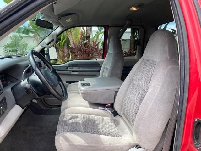 2001 Red /Medium Graphite Ford Super Duty F-250 7.3 TURBO DIESEL XL 1 OWNER (3FTNX20F31M) with an 7.3L DI V8 Turbo-Diesel Power Stroke Engine engine, Automatic transmission, located at 4701 North Dixie Hwy, Pompano Beach, FL, 33064, (954) 422-2889, 26.240938, -80.123474 - OUR WEBPAGE FLORIDACARS1.COM HAS OVER 100 PHOTOS AND FREE CARFAX LINK 2001 Ford F-250 Super Duty Lariat 1 OWNER 4 Door Extended Cab Pickup 7.3L V8 F Diesel Rear Wheel Drive Features ABS Brakes Air Conditioning Alloy Wheels AM/FM Stereo Automatic Transmission CD Audio Cruise Control Cloth Seats Overh- Photo#10