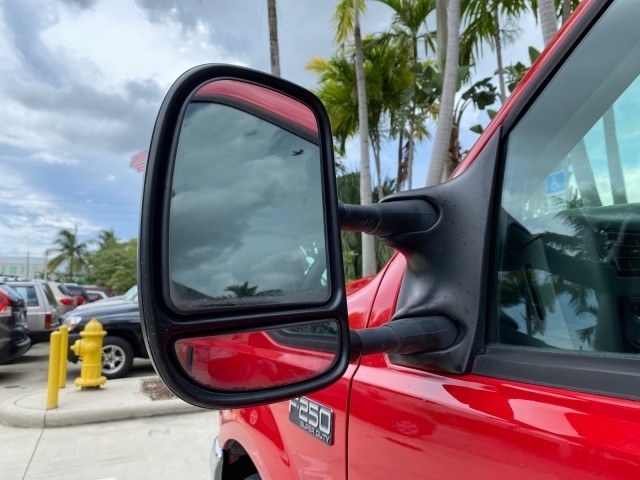 2001 Red /Medium Graphite Ford Super Duty F-250 7.3 TURBO DIESEL XL 1 OWNER (3FTNX20F31M) with an 7.3L DI V8 Turbo-Diesel Power Stroke Engine engine, Automatic transmission, located at 4701 North Dixie Hwy, Pompano Beach, FL, 33064, (954) 422-2889, 26.240938, -80.123474 - OUR WEBPAGE FLORIDACARS1.COM HAS OVER 100 PHOTOS AND FREE CARFAX LINK 2001 Ford F-250 Super Duty Lariat 1 OWNER 4 Door Extended Cab Pickup 7.3L V8 F Diesel Rear Wheel Drive Features ABS Brakes Air Conditioning Alloy Wheels AM/FM Stereo Automatic Transmission CD Audio Cruise Control Cloth Seats Overh- Photo#39