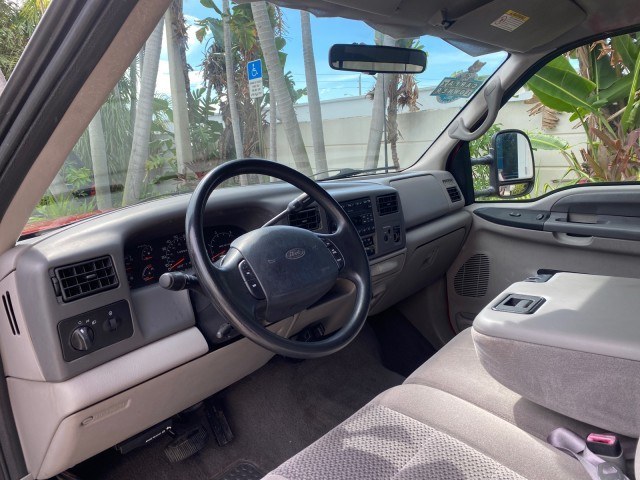 2001 Red /Medium Graphite Ford Super Duty F-250 7.3 TURBO DIESEL XL 1 OWNER (3FTNX20F31M) with an 7.3L DI V8 Turbo-Diesel Power Stroke Engine engine, Automatic transmission, located at 4701 North Dixie Hwy, Pompano Beach, FL, 33064, (954) 422-2889, 26.240938, -80.123474 - OUR WEBPAGE FLORIDACARS1.COM HAS OVER 100 PHOTOS AND FREE CARFAX LINK 2001 Ford F-250 Super Duty Lariat 1 OWNER 4 Door Extended Cab Pickup 7.3L V8 F Diesel Rear Wheel Drive Features ABS Brakes Air Conditioning Alloy Wheels AM/FM Stereo Automatic Transmission CD Audio Cruise Control Cloth Seats Overh- Photo#47