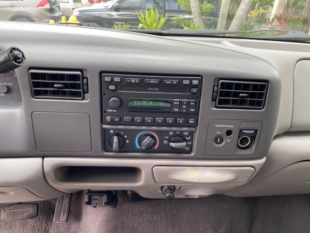 2001 Red /Medium Graphite Ford Super Duty F-250 7.3 TURBO DIESEL XL 1 OWNER (3FTNX20F31M) with an 7.3L DI V8 Turbo-Diesel Power Stroke Engine engine, Automatic transmission, located at 4701 North Dixie Hwy, Pompano Beach, FL, 33064, (954) 422-2889, 26.240938, -80.123474 - OUR WEBPAGE FLORIDACARS1.COM HAS OVER 100 PHOTOS AND FREE CARFAX LINK 2001 Ford F-250 Super Duty Lariat 1 OWNER 4 Door Extended Cab Pickup 7.3L V8 F Diesel Rear Wheel Drive Features ABS Brakes Air Conditioning Alloy Wheels AM/FM Stereo Automatic Transmission CD Audio Cruise Control Cloth Seats Overh- Photo#56
