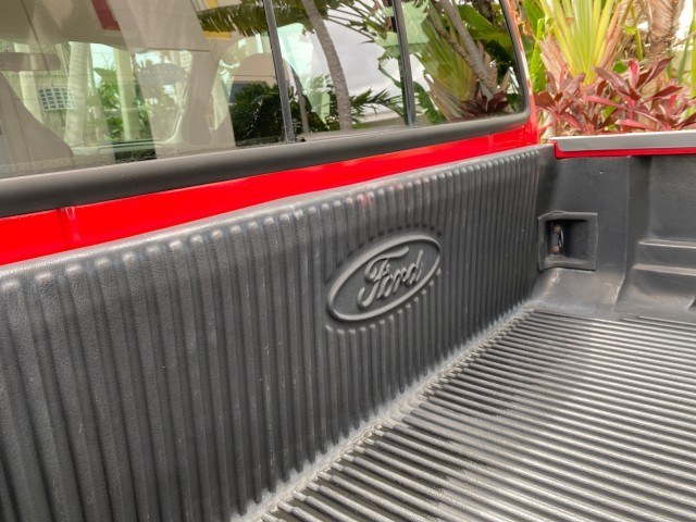 2001 Red /Medium Graphite Ford Super Duty F-250 7.3 TURBO DIESEL XL 1 OWNER (3FTNX20F31M) with an 7.3L DI V8 Turbo-Diesel Power Stroke Engine engine, Automatic transmission, located at 4701 North Dixie Hwy, Pompano Beach, FL, 33064, (954) 422-2889, 26.240938, -80.123474 - OUR WEBPAGE FLORIDACARS1.COM HAS OVER 100 PHOTOS AND FREE CARFAX LINK 2001 Ford F-250 Super Duty Lariat 1 OWNER 4 Door Extended Cab Pickup 7.3L V8 F Diesel Rear Wheel Drive Features ABS Brakes Air Conditioning Alloy Wheels AM/FM Stereo Automatic Transmission CD Audio Cruise Control Cloth Seats Overh- Photo#84