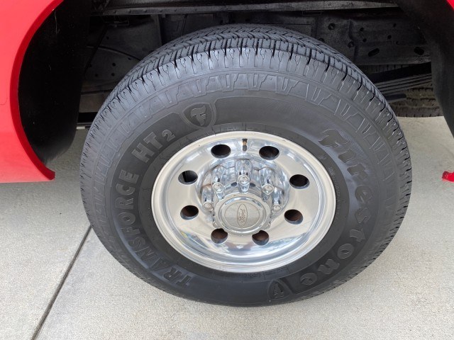 2001 Red /Medium Graphite Ford Super Duty F-250 7.3 TURBO DIESEL XL 1 OWNER (3FTNX20F31M) with an 7.3L DI V8 Turbo-Diesel Power Stroke Engine engine, Automatic transmission, located at 4701 North Dixie Hwy, Pompano Beach, FL, 33064, (954) 422-2889, 26.240938, -80.123474 - OUR WEBPAGE FLORIDACARS1.COM HAS OVER 100 PHOTOS AND FREE CARFAX LINK 2001 Ford F-250 Super Duty Lariat 1 OWNER 4 Door Extended Cab Pickup 7.3L V8 F Diesel Rear Wheel Drive Features ABS Brakes Air Conditioning Alloy Wheels AM/FM Stereo Automatic Transmission CD Audio Cruise Control Cloth Seats Overh- Photo#89