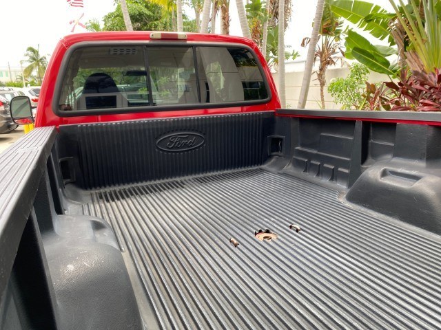 2001 Red /Medium Graphite Ford Super Duty F-250 7.3 TURBO DIESEL XL 1 OWNER (3FTNX20F31M) with an 7.3L DI V8 Turbo-Diesel Power Stroke Engine engine, Automatic transmission, located at 4701 North Dixie Hwy, Pompano Beach, FL, 33064, (954) 422-2889, 26.240938, -80.123474 - OUR WEBPAGE FLORIDACARS1.COM HAS OVER 100 PHOTOS AND FREE CARFAX LINK 2001 Ford F-250 Super Duty Lariat 1 OWNER 4 Door Extended Cab Pickup 7.3L V8 F Diesel Rear Wheel Drive Features ABS Brakes Air Conditioning Alloy Wheels AM/FM Stereo Automatic Transmission CD Audio Cruise Control Cloth Seats Overh- Photo#94
