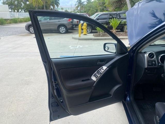 2003 Cosmic Blue Metallic /Dark Gray Toyota Matrix 1 FL XR LOW MILES 56,787 1 OWNER (2T1KR32E63C) with an 1.8L DOHC 16-Valve 4-Cyl Engine engine, Automatic transmission, located at 4701 North Dixie Hwy, Pompano Beach, FL, 33064, (954) 422-2889, 26.240938, -80.123474 - OUR WEBPAGE FLORIDACARS1.COM HAS OVER 100 PHOTOS AND FREE CARFAX LINK 2003 Toyota Matrix 1 OWNER Hatchback 4 DR 1.8L I4 F DOHC 16V Gasoline 28 MPG Front Wheel Drive Features ABS Brakes CD Audio Power Locks Rear Spoiler AM/FM Stereo Cassette Player Power Mirrors Air Conditioning Cruise Control Power- Photo#9